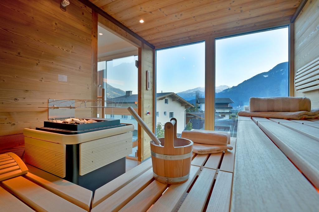 Das Sonnleiten Ski- Und Motorradhotel Bruck Im Zillertal Bruck am Ziller Esterno foto