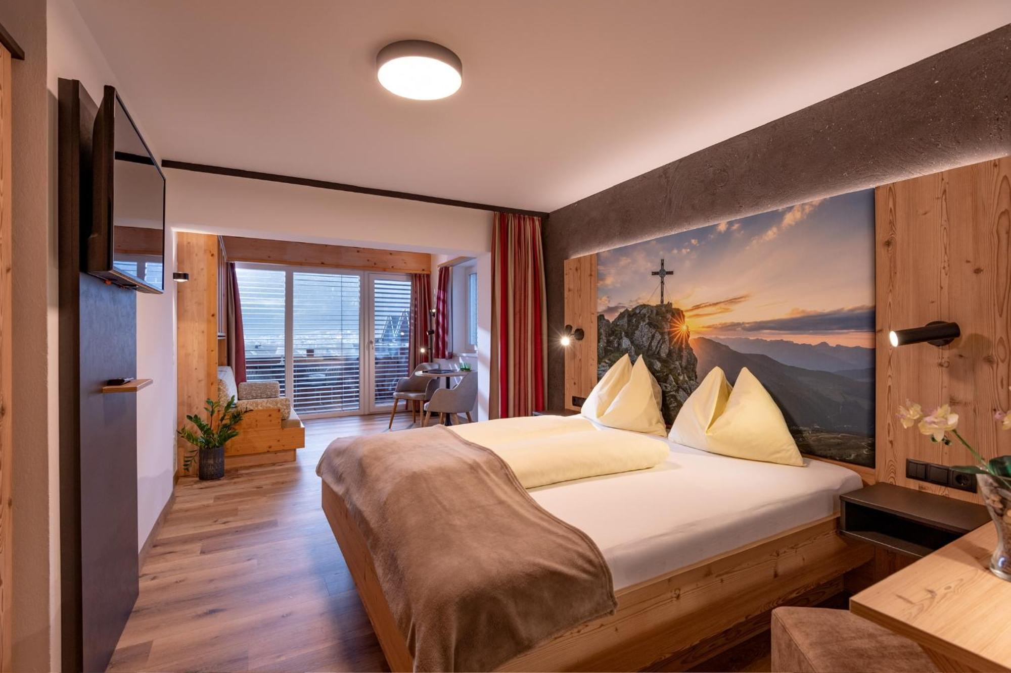 Das Sonnleiten Ski- Und Motorradhotel Bruck Im Zillertal Bruck am Ziller Esterno foto