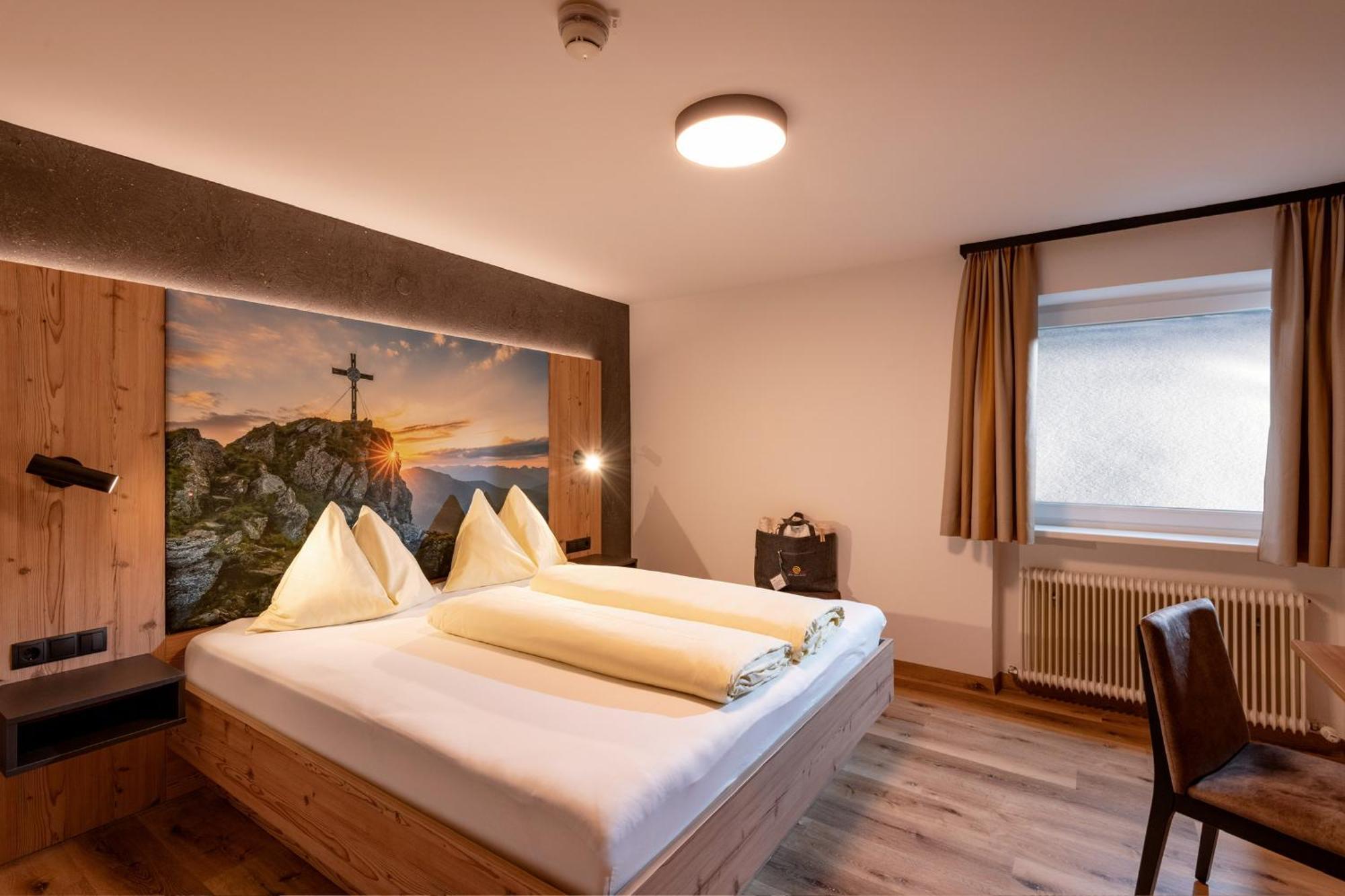 Das Sonnleiten Ski- Und Motorradhotel Bruck Im Zillertal Bruck am Ziller Esterno foto