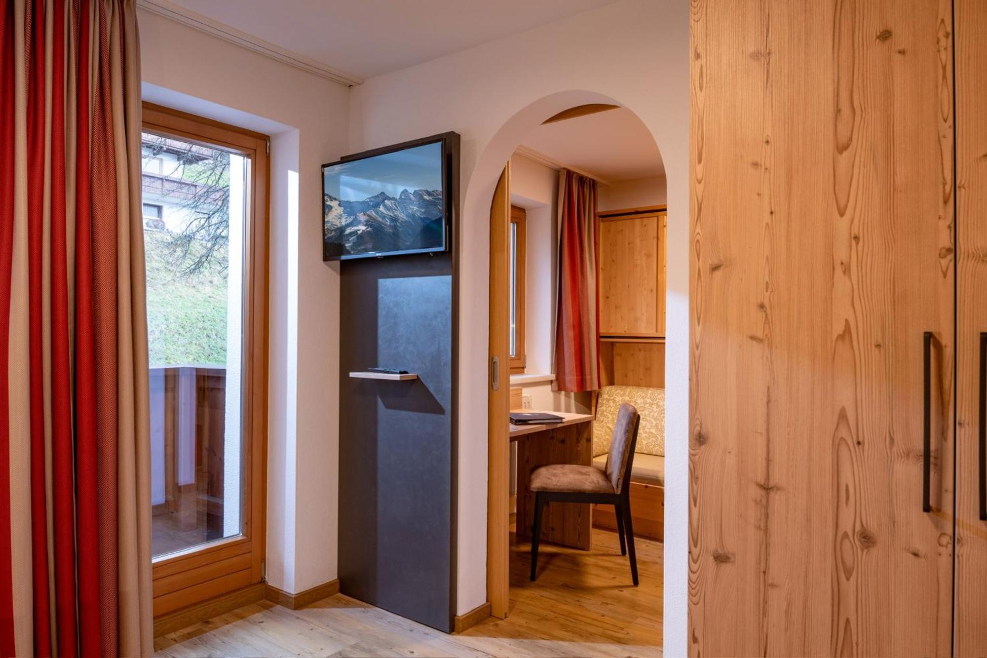 Das Sonnleiten Ski- Und Motorradhotel Bruck Im Zillertal Bruck am Ziller Esterno foto