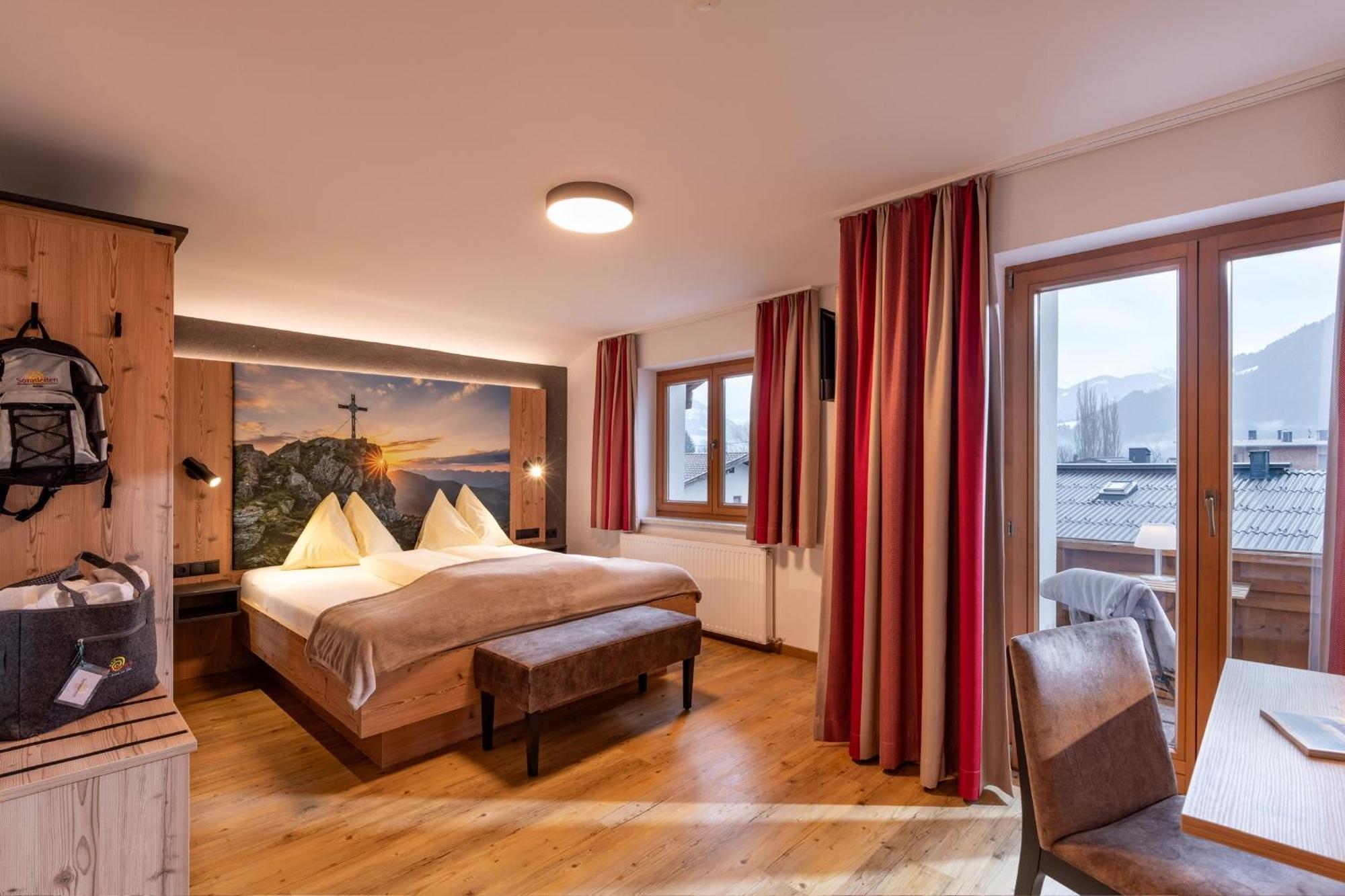 Das Sonnleiten Ski- Und Motorradhotel Bruck Im Zillertal Bruck am Ziller Esterno foto