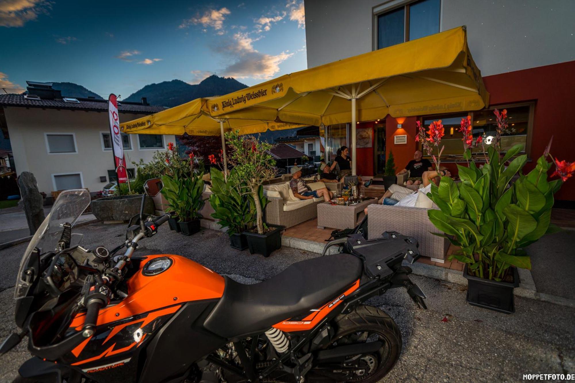 Das Sonnleiten Ski- Und Motorradhotel Bruck Im Zillertal Bruck am Ziller Esterno foto