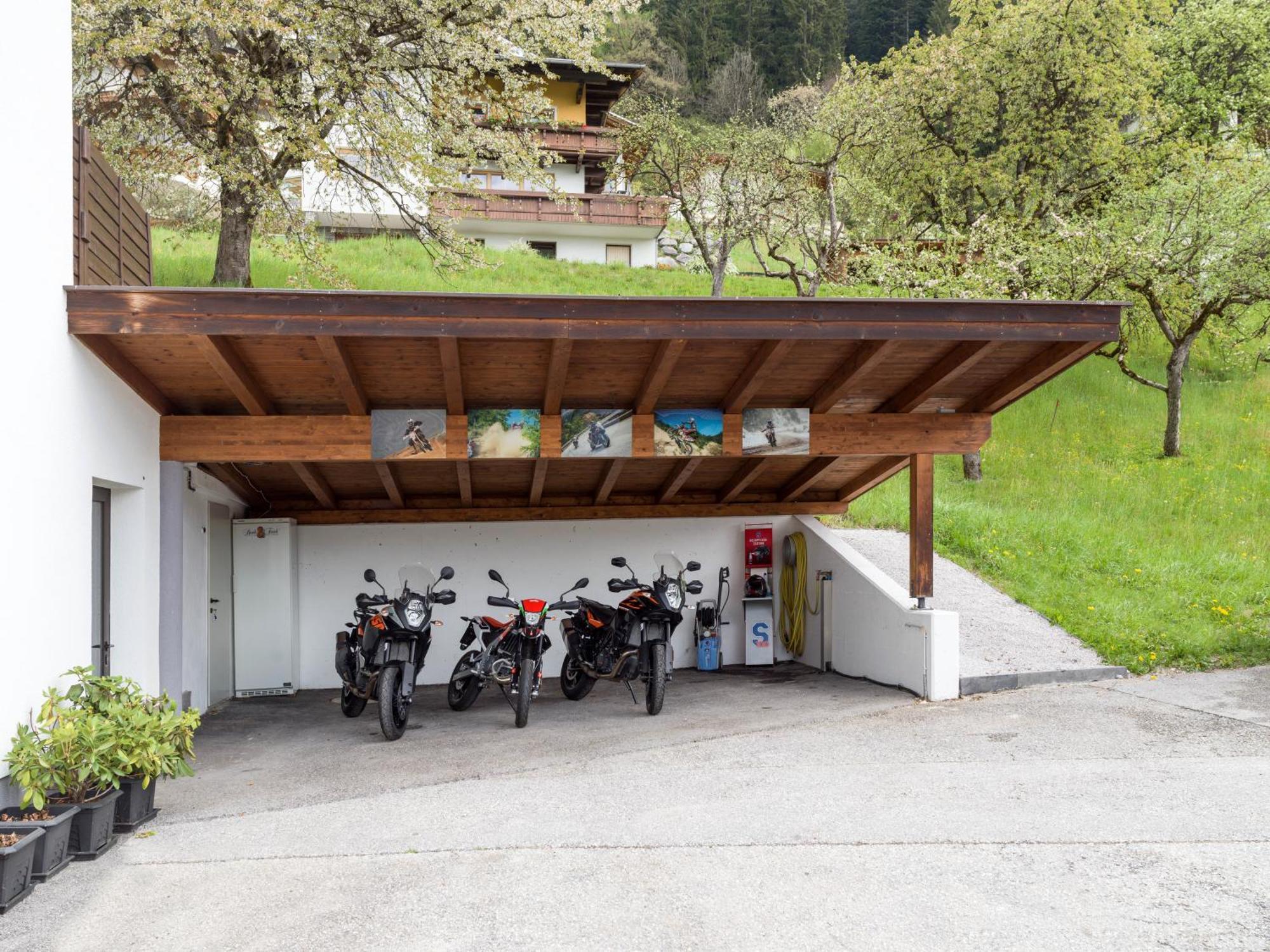 Das Sonnleiten Ski- Und Motorradhotel Bruck Im Zillertal Bruck am Ziller Esterno foto